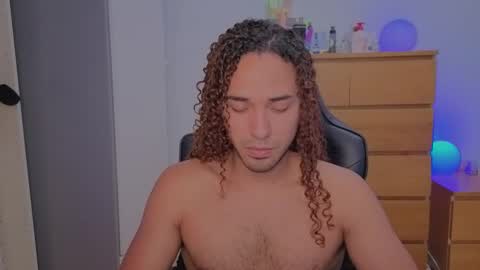 Snapshot of latin_luxury_i chatting on 2, 10, 2025 Free OF online show from 2, 10, 2025