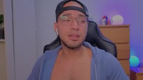 Snapshot of latin_luxury_i chatting on 8, 10, 2025 Free OF online show from 8, 10, 2025