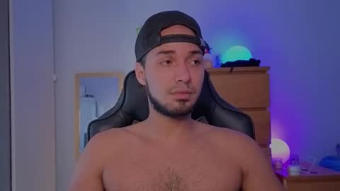 Snapshot of latin_luxury_i chatting on 25, 10, 2025 Free OF online show from 25, 10, 2025