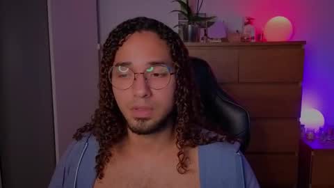 Snapshot of latin_luxury_i chatting on 28, 10, 2025 Free OF online show from 28, 10, 2025