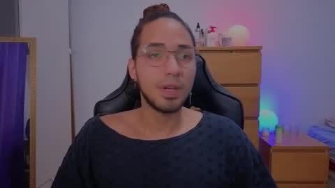 Snapshot of latin_luxury_i chatting on 19, 11, 2025 Free OF online show from 19, 11, 2025