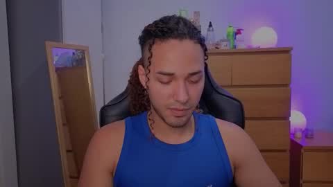 Snapshot of latin_luxury_i chatting on 25, 11, 2025 Free OF online show from 25, 11, 2025