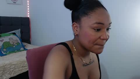 Snapshot of latin_rihanna_j chatting on 12, 4, 2026 karen online show from 12, 4, 2026