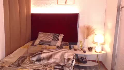 Snapshot of latina_babyyyy13 chatting on 4, 3, 2025 latina_babyyyy13 online show from 4, 3, 2025