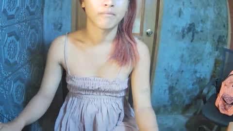 Snapshot of latina_chicks chatting on 12, 4, 2026 Latina online show from 12, 4, 2026