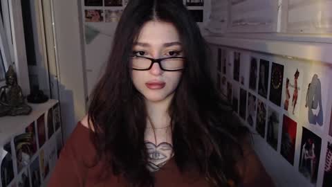 Snapshot of latina_mia chatting on 8, 1, 2025 miiiiiiaaaa online show from 8, 1, 2025