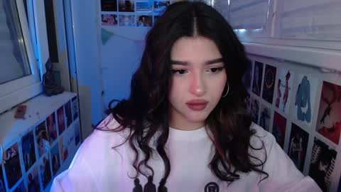 Snapshot of latina_mia chatting on 29, 1, 2025 miiiiiiaaaa online show from 29, 1, 2025