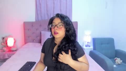 Martina online show from 4, 3, 2026