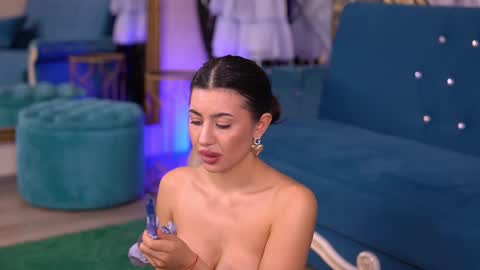 Snapshot of latinaloco chatting on 9, 3, 2025 Latina online show from 9, 3, 2025