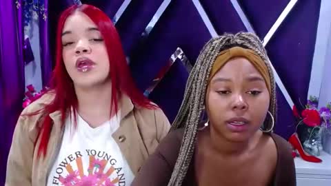 Snapshot of latinas_anales chatting on 15, 1, 2025 latinas_anales online show from 15, 1, 2025