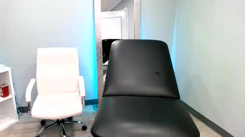 latinasdoubletroble online show from 16, 1, 2026