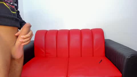 Snapshot of latinhot_couple3 chatting on 4, 4, 2026 latinhot_couple3 online show from 4, 4, 2026