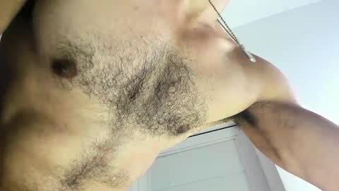 Snapshot of latinhotboys1 chatting on 6, 4, 2026 Zeus online show from 6, 4, 2026