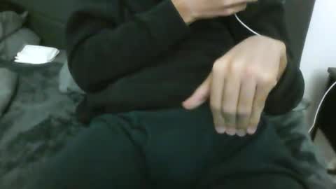 Snapshot of latinman7945 chatting on 13, 4, 2026 latinman7945 online show from 13, 4, 2026