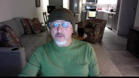 QS - INDEPENDENT MODEL online show from 1, 3, 2025