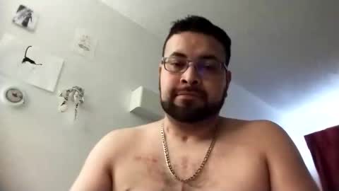 latino_daddy93 online show from 3, 2, 2026