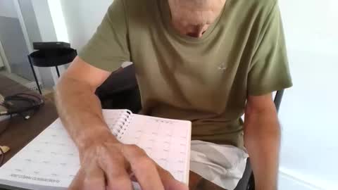 Snapshot of latinobra chatting on 22, 4, 2026 latinobra online show from 22, 4, 2026