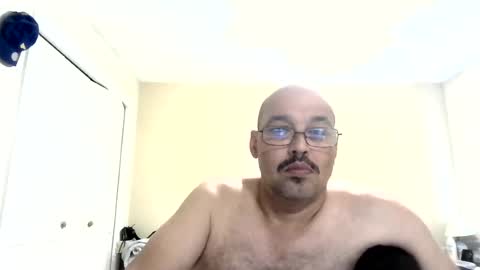 Snapshot of latinoinfla chatting on 2, 8, 2026 latinoinfla online show from 2, 8, 2026