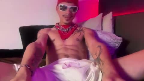 Snapshot of latinprincee chatting on 26, 4, 2026 latinprincee online show from 26, 4, 2026