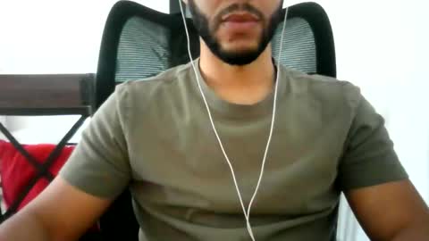 Snapshot of latinromeo1a chatting on 8, 6, 2026 latinromeo1a online show from 8, 6, 2026