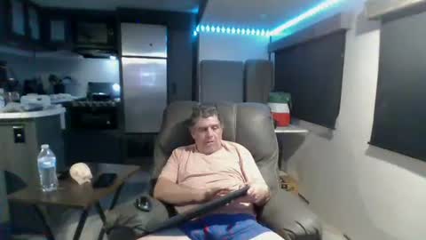 Snapshot of latniter742349 chatting on 16, 2, 2025 latniter online show from 16, 2, 2025