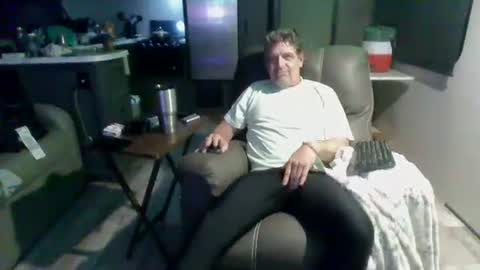 Snapshot of latniter742349 chatting on 17, 2, 2025 latniter online show from 17, 2, 2025