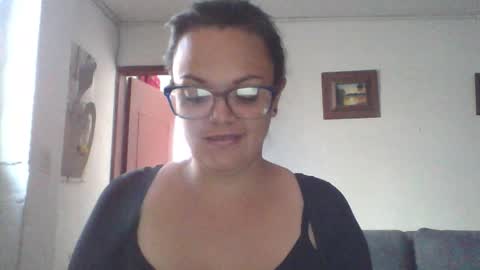 Snapshot of lau16310 chatting on 11, 2, 2026 Laura online show from 11, 2, 2026