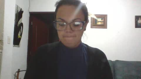 Snapshot of lau16310 chatting on 15, 2, 2026 Laura online show from 15, 2, 2026