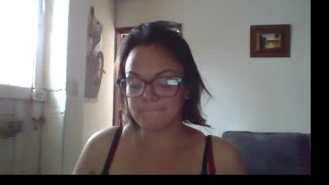 Snapshot of lau16310 chatting on 5, 7, 2026 Laura online show from 5, 7, 2026