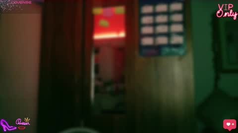 Snapshot of laujgray chatting on 29, 3, 2026 laujgray online show from 29, 3, 2026