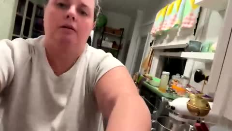 LauLauMa online show from 6, 1, 2025