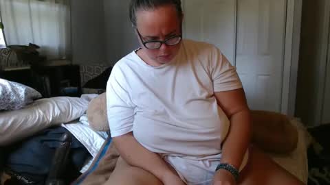 LauLauMa online show from 19, 9, 2025