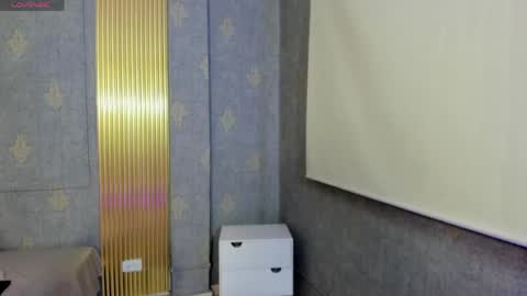 Snapshot of laulin_tay chatting on 11, 4, 2026 laulin_tay online show from 11, 4, 2026