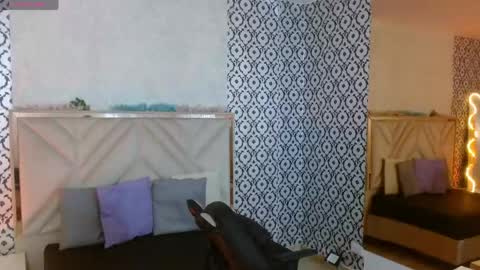 Snapshot of laulin_tay chatting on 13, 4, 2026 laulin_tay online show from 13, 4, 2026