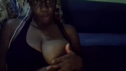 Snapshot of laura829489 chatting on 21, 12, 2025 laura829489 online show from 21, 12, 2025