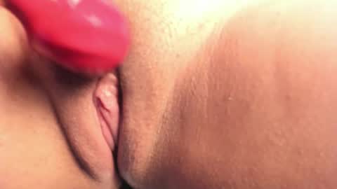 laura__js_ online show from 25, 11, 2025