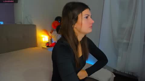 Laura online show from 27, 10, 2025