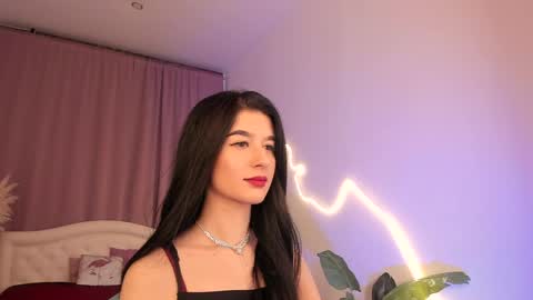 Snapshot of laura_coy chatting on 25, 3, 2026 Laura online show from 25, 3, 2026
