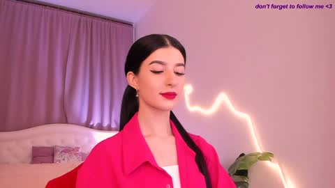 Snapshot of laura_coy chatting on 17, 5, 2026 Laura online show from 17, 5, 2026