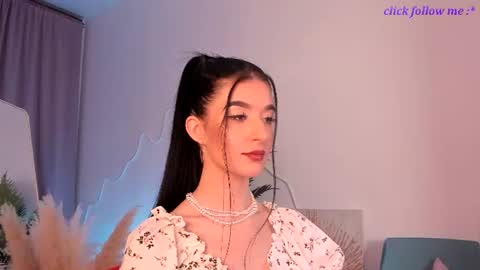Laura online show from 5, 8, 2026