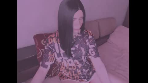 Snapshot of laura_night_byte chatting on 28, 4, 2026 laura_night_byte online show from 28, 4, 2026