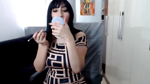 Laura online show from 7, 1, 2025