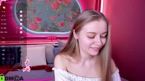 Snapshot of laura_pudd chatting on 30, 12, 2024 Laura online show from 30, 12, 2024