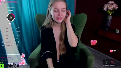 Snapshot of laura_pudd chatting on 27, 1, 2025 Laura online show from 27, 1, 2025