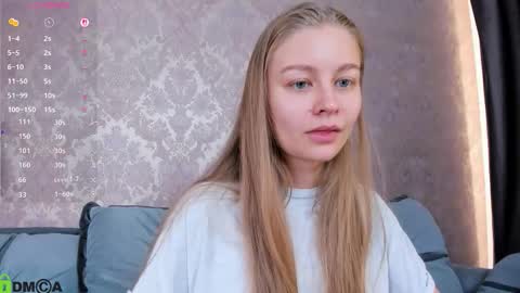 Snapshot of laura_pudd chatting on 24, 9, 2025 Laura online show from 24, 9, 2025