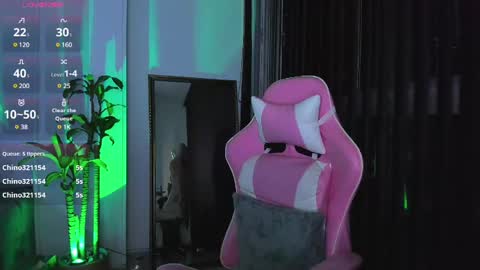 Snapshot of laura_r23 chatting on 27, 12, 2024 Laura Rose online show from 27, 12, 2024