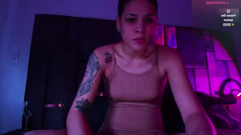 Snapshot of laura_r23 chatting on 26, 1, 2025 Laura Rose online show from 26, 1, 2025