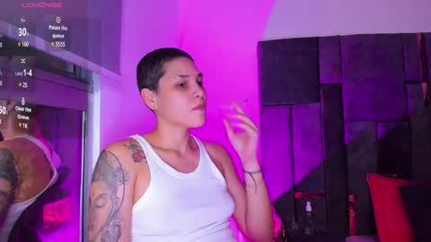 Snapshot of laura_r23 chatting on 31, 1, 2025 Laura Rose online show from 31, 1, 2025