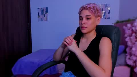 Laura Rose online show from 17, 12, 2025