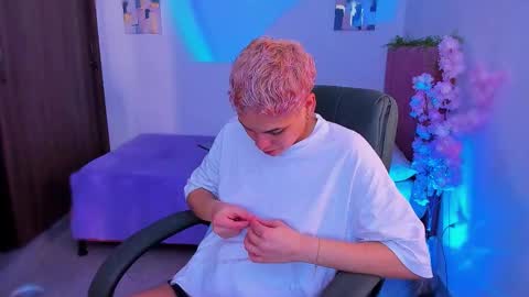 Laura Rose online show from 18, 12, 2025